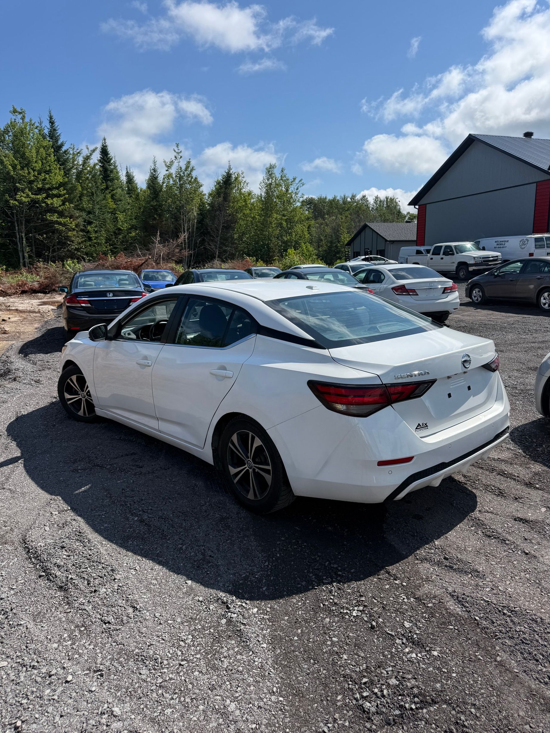Nissan Sentra 2021 - Thumbnail 6