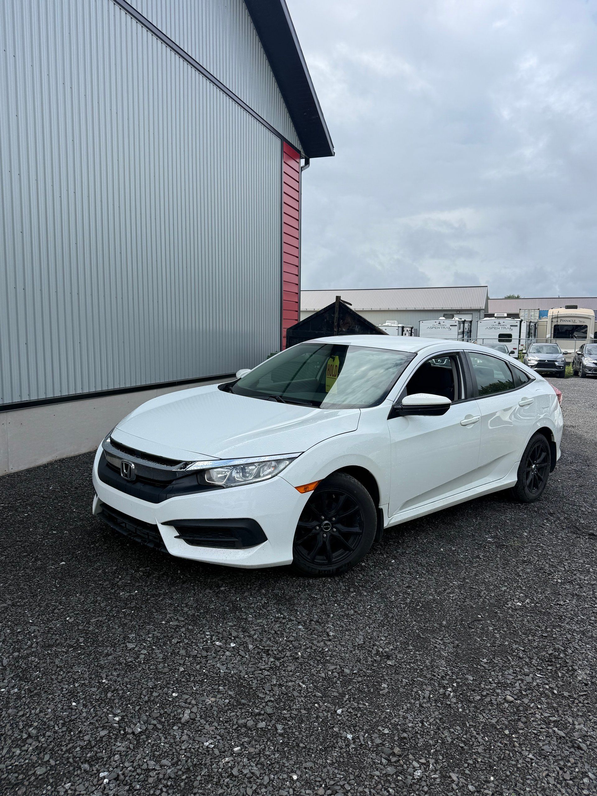Honda Civic 2016 - Image 1