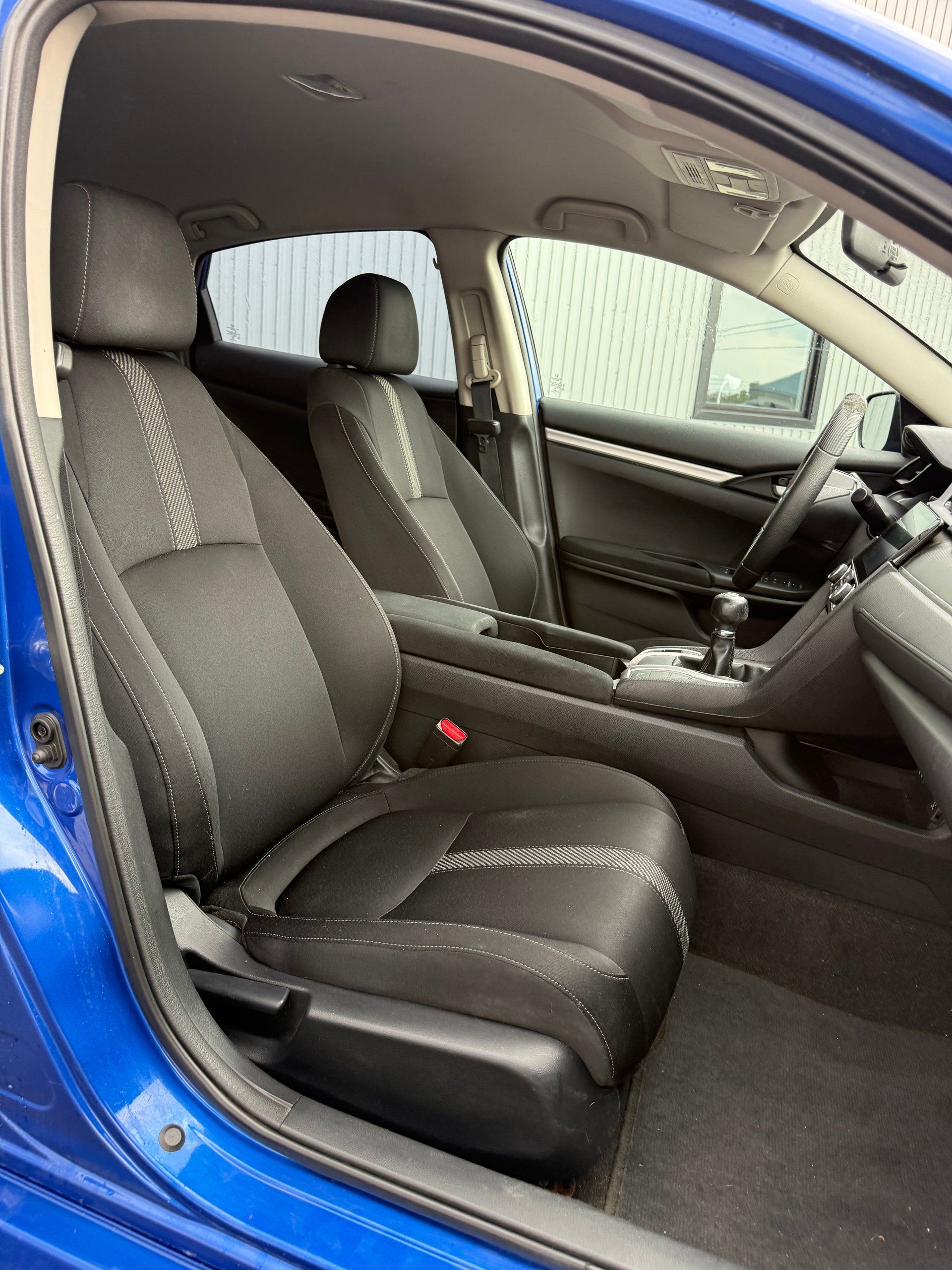 Honda Civic 2016 - Image 8