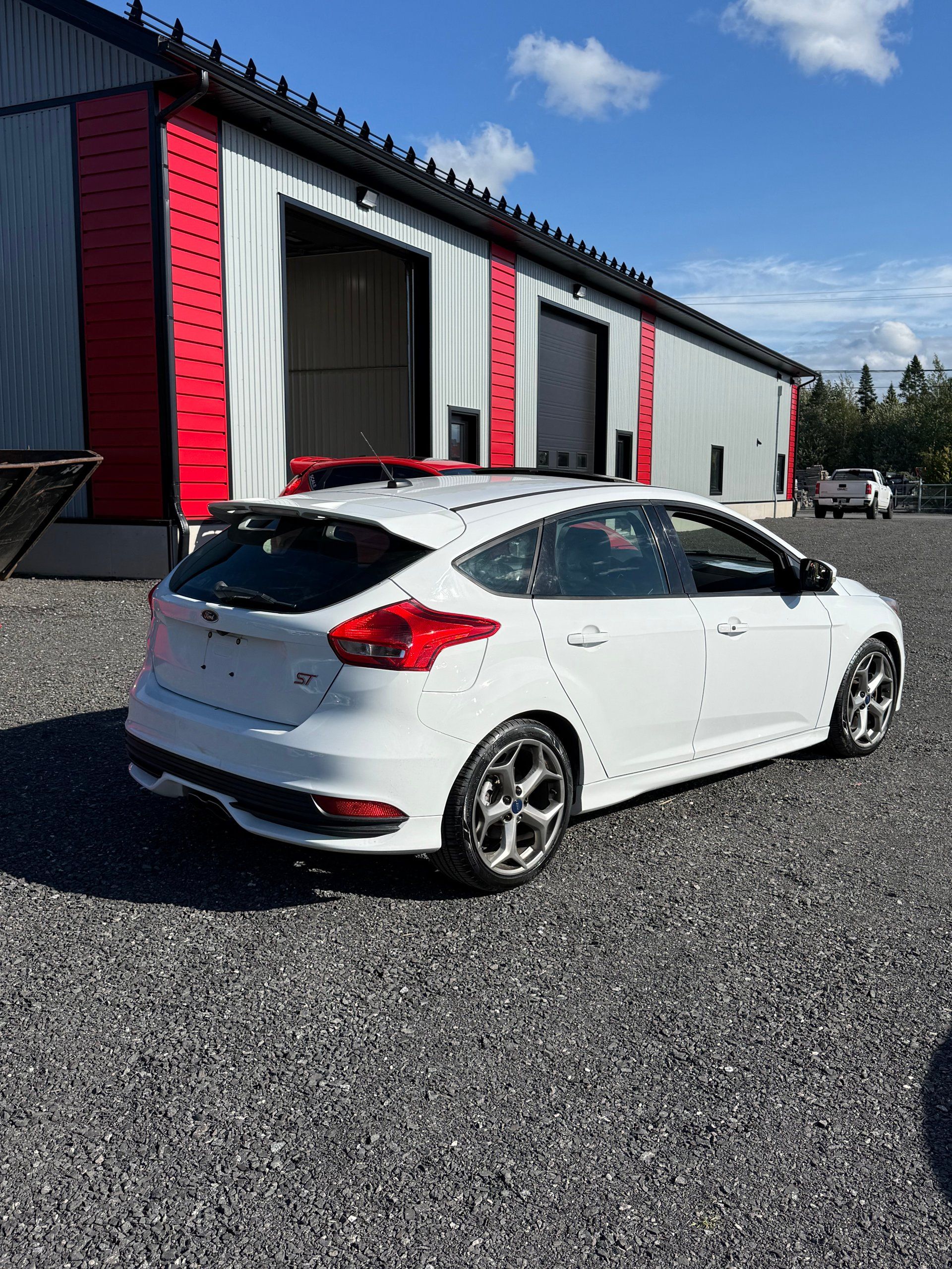 Ford Focus ST 2015 - Image 4